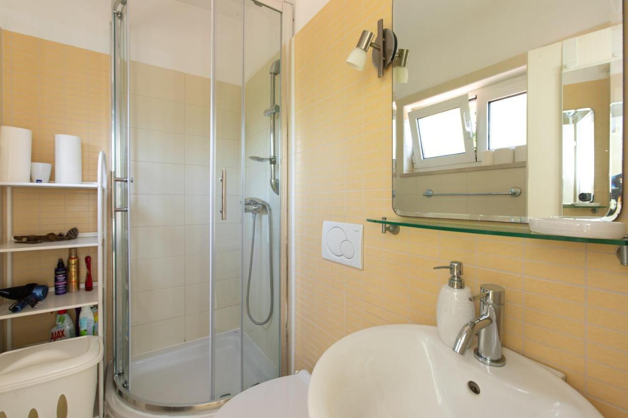 Apartment Portapisana Just 50M From The Beach Krk Town Εξωτερικό φωτογραφία