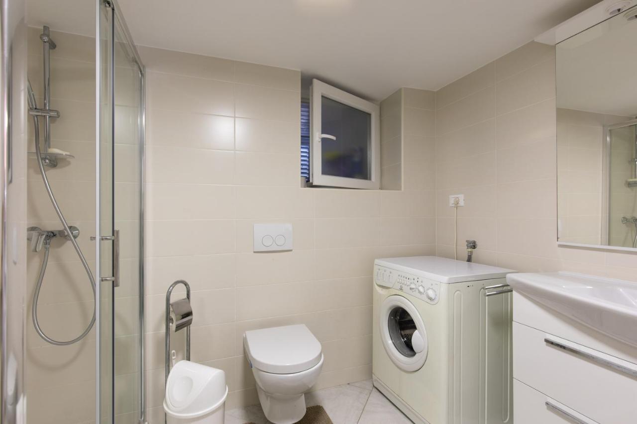 Apartment Portapisana Just 50M From The Beach Krk Town Εξωτερικό φωτογραφία