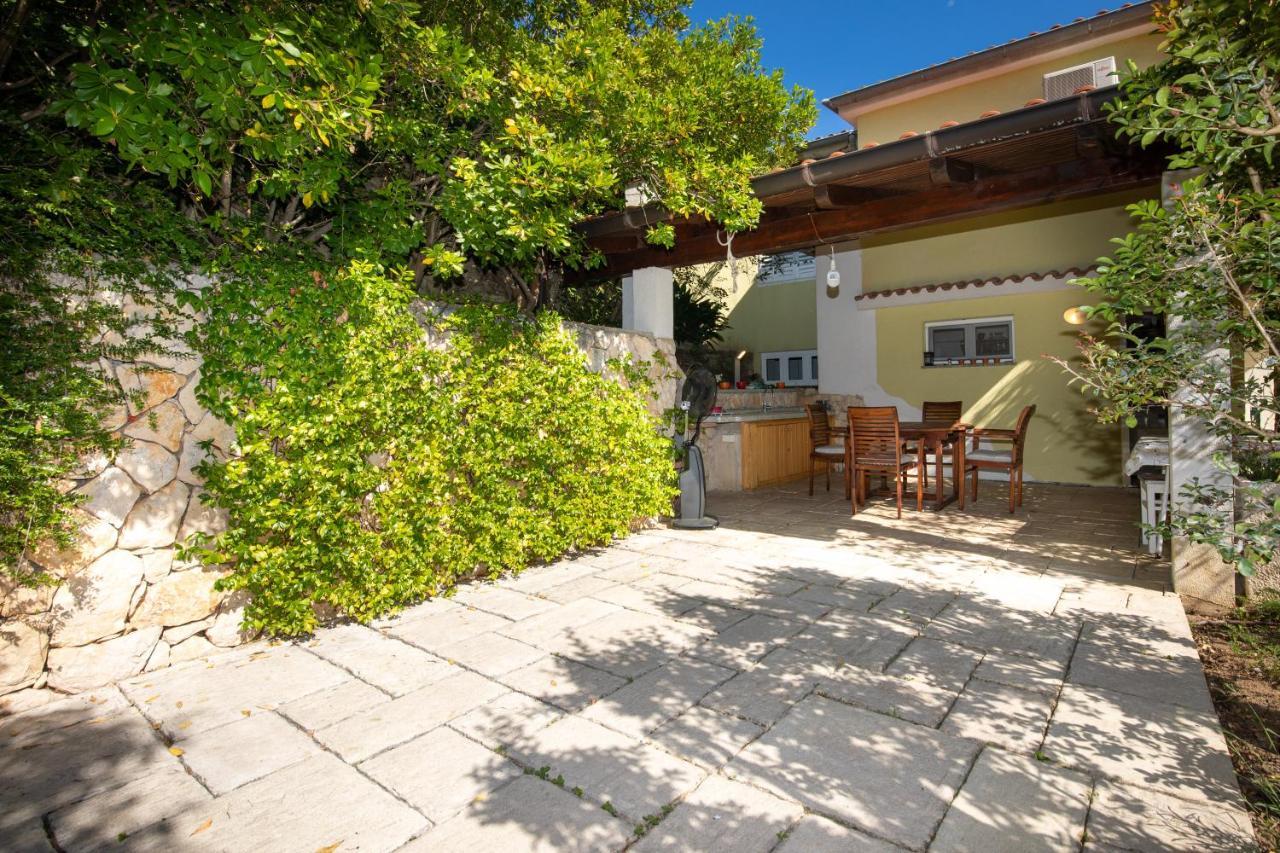 Apartment Portapisana Just 50M From The Beach Krk Town Εξωτερικό φωτογραφία