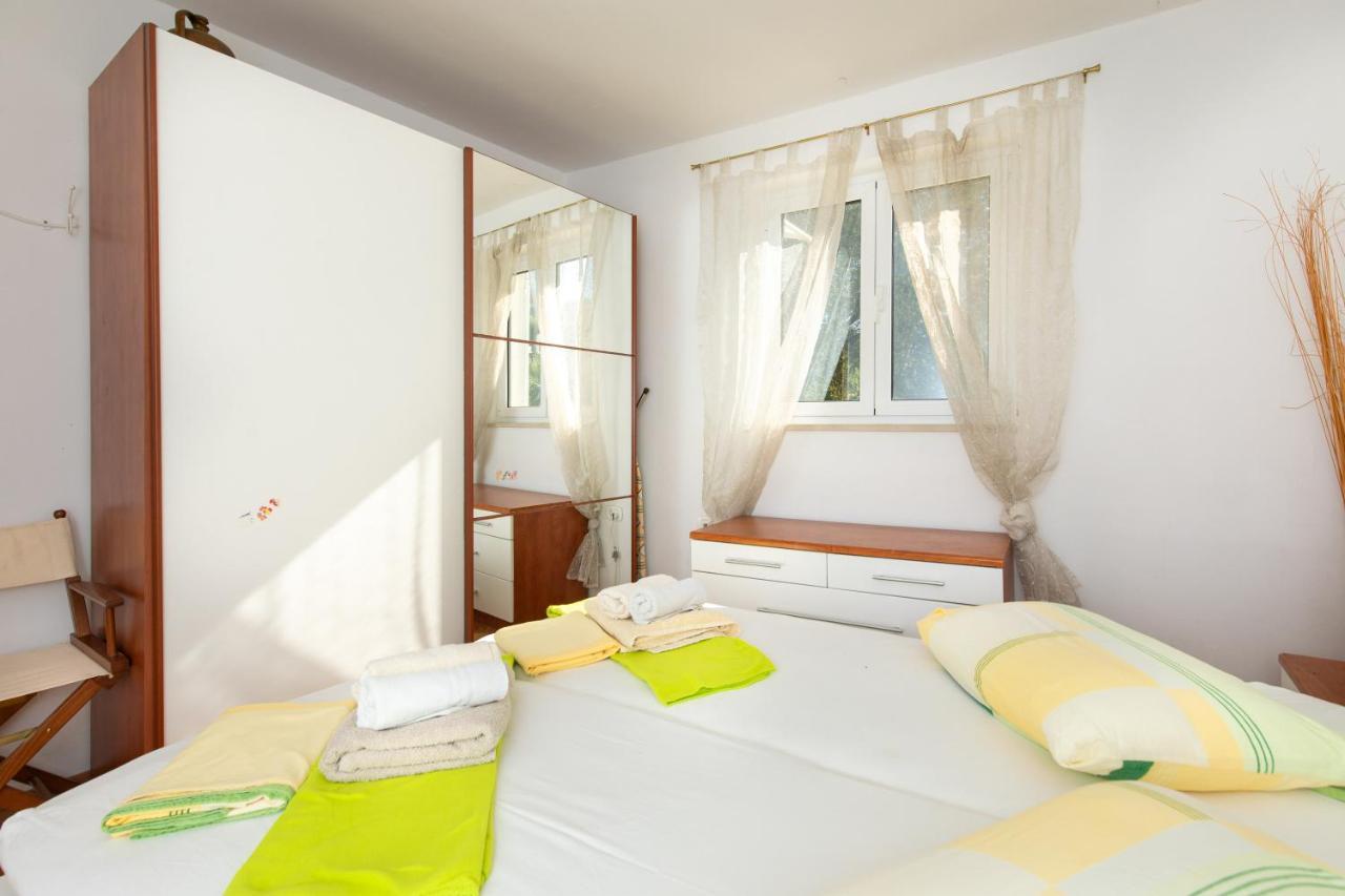 Apartment Portapisana Just 50M From The Beach Krk Town Εξωτερικό φωτογραφία