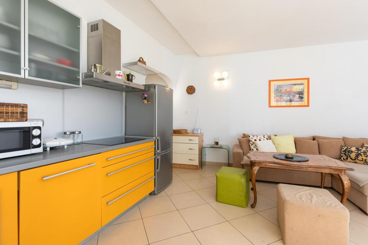 Apartment Portapisana Just 50M From The Beach Krk Town Εξωτερικό φωτογραφία