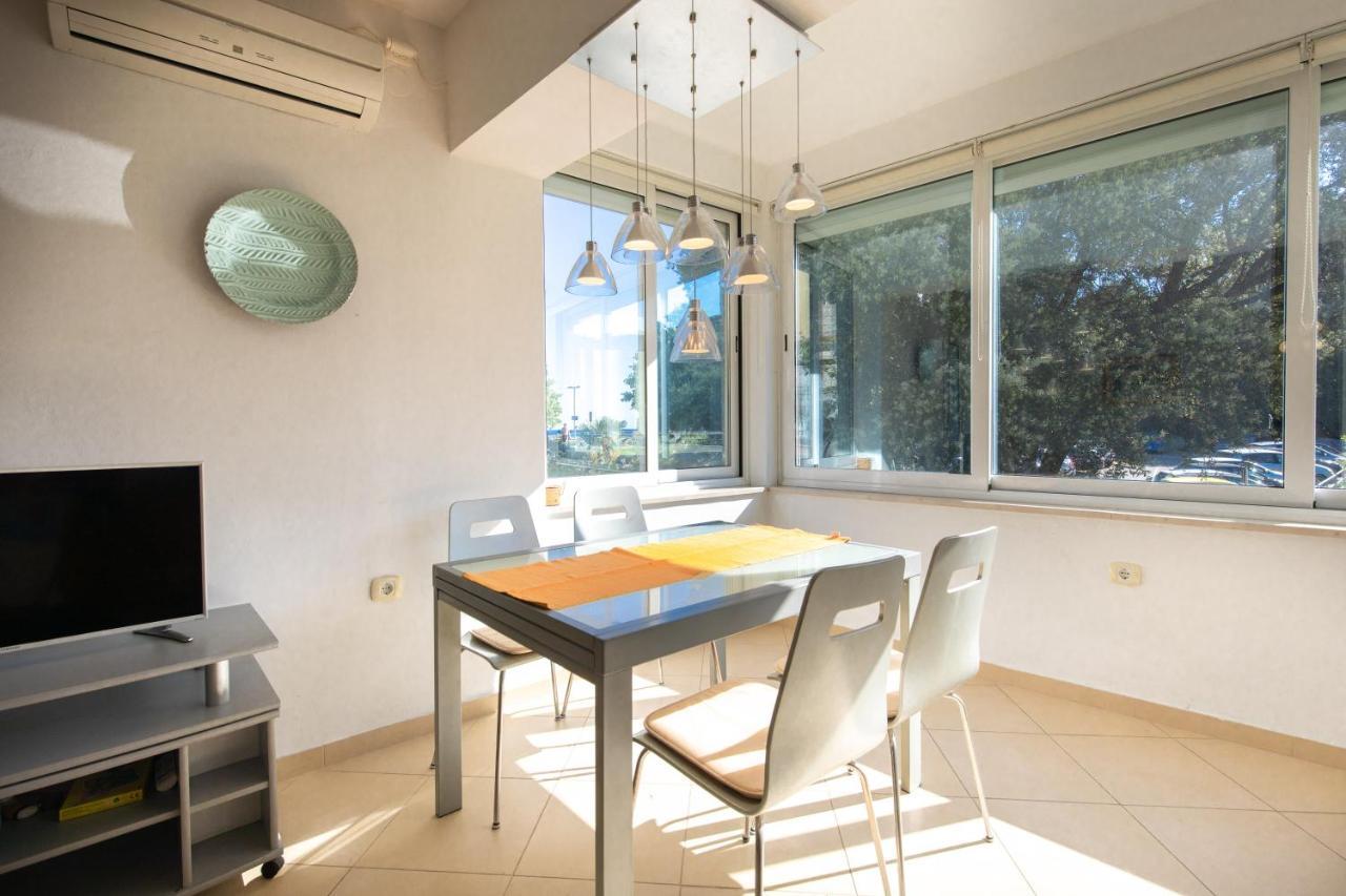 Apartment Portapisana Just 50M From The Beach Krk Town Εξωτερικό φωτογραφία