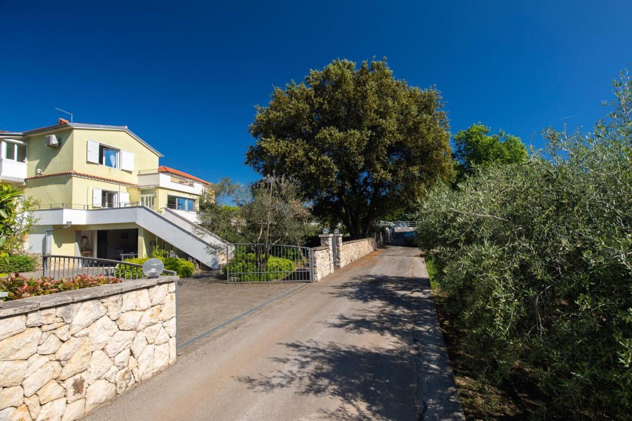 Apartment Portapisana Just 50M From The Beach Krk Town Εξωτερικό φωτογραφία