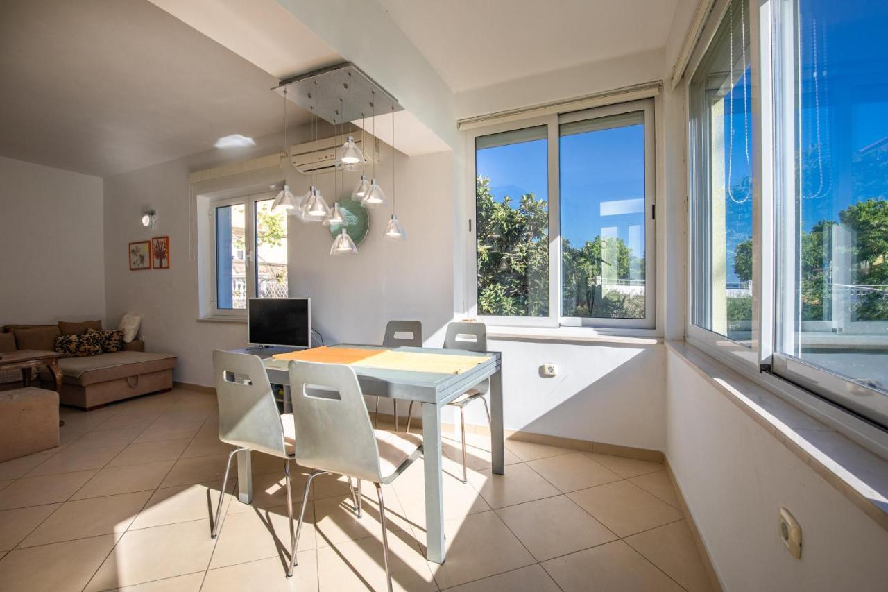 Apartment Portapisana Just 50M From The Beach Krk Town Εξωτερικό φωτογραφία